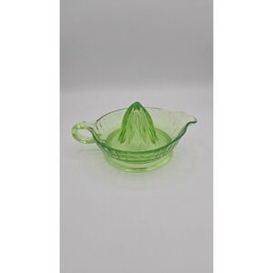Federal Glass Uranium Depression Glass Manual Citrus Juicer Reamer